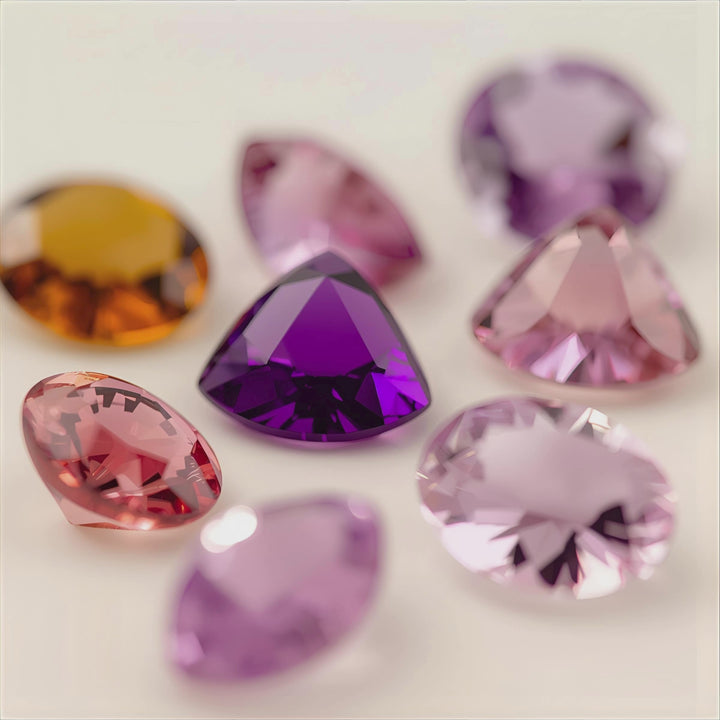 Amber Orchard Fragrance Notes. Top Notes: Lychee, Plum, Apple, Cranberry. Middle Notes: Pumpkin Spice. Base Notes: Amber, Cedarwood, Musk.