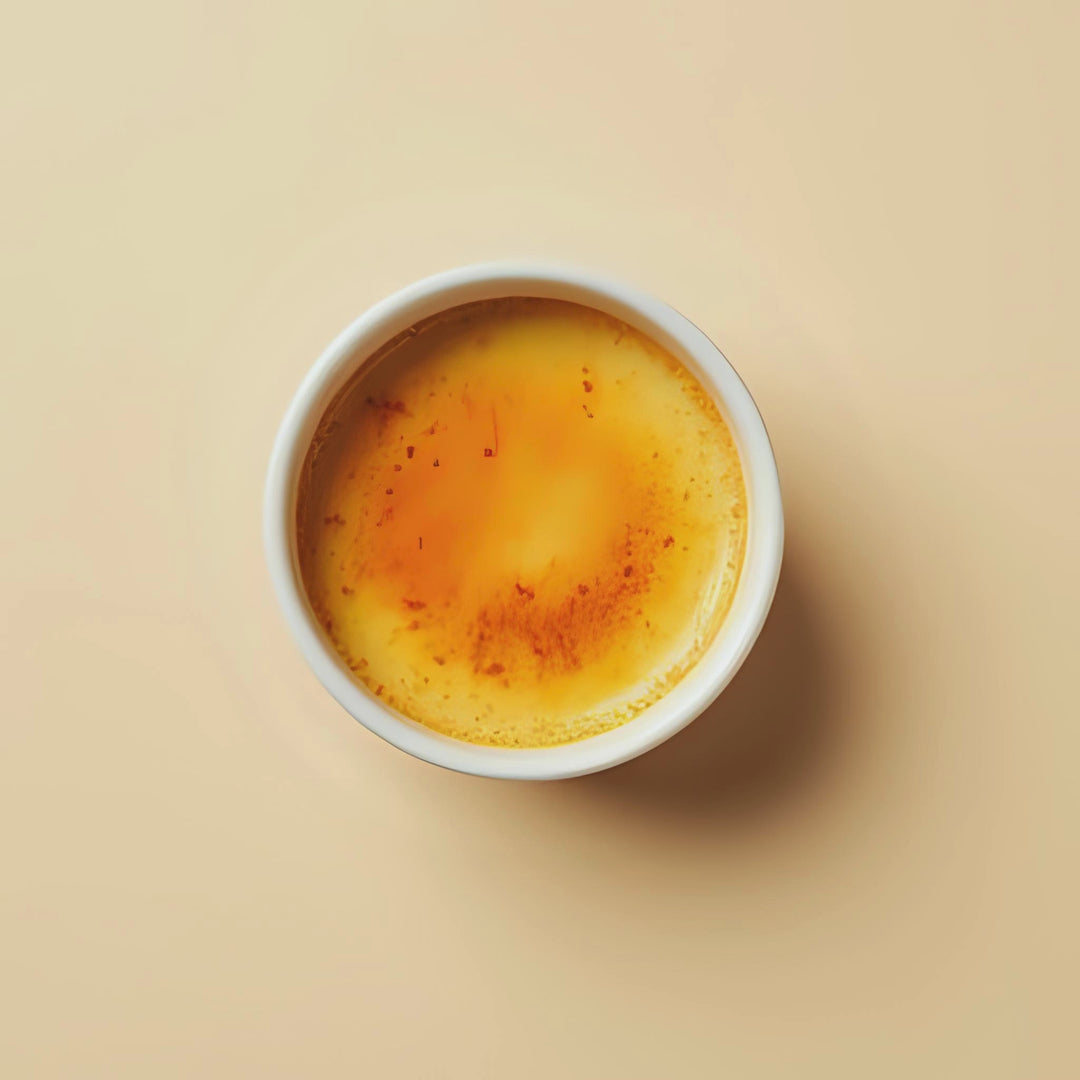 Brulee Sugar fragrance noes. Top notes: burnt sugar, vanilla bean. Middle notes: Tonka Bean. Base Notes: Benzoin, Musk